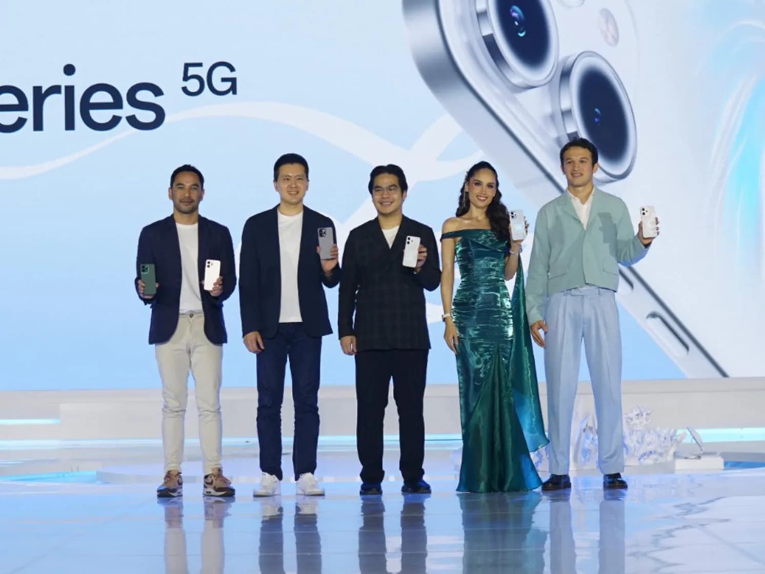 OPPO Reno14 Series: AI Flash Photography Rp5,5 Jutaan